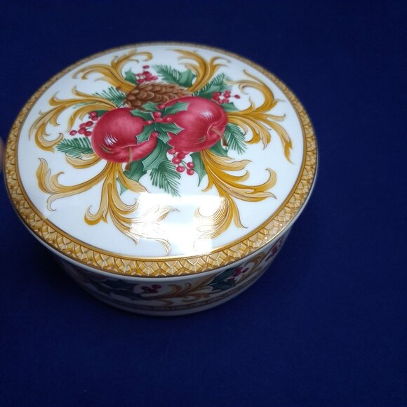 Mikasa Holiday Orchard Covered Candy Dish Trinket Box Christmas Gold Accents - Picture 10 of 13